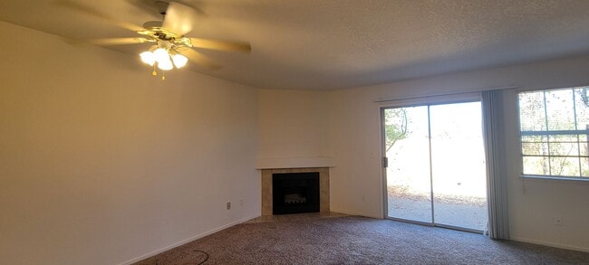 Photo - 1034 Burton Dr Unit B