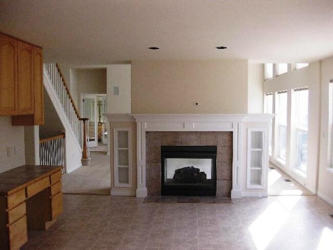 Photo - 2075 Rockhurst Blvd