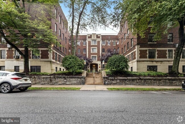 Building Photo - 1305 N Broom St Unit 111 Rental