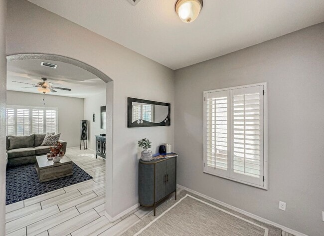 Photo - Westside area Rental (Completely Furnished) Beautiful 3 bed/2.5 baths