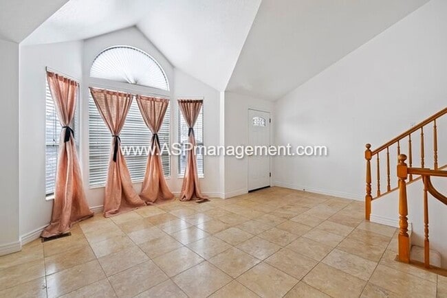 Photo - SANDY BEAUTIFUL 5 BED 3 BATH FAMILY HOME