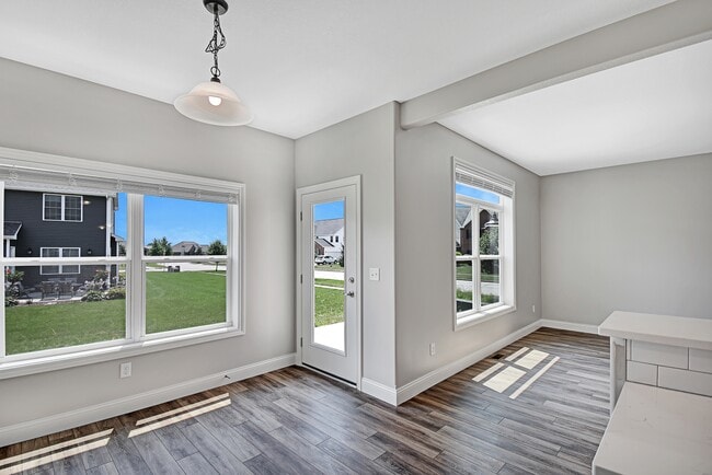 Photo - 1202 Heather Dr