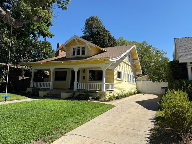 Photo - 2020 Milan Ave