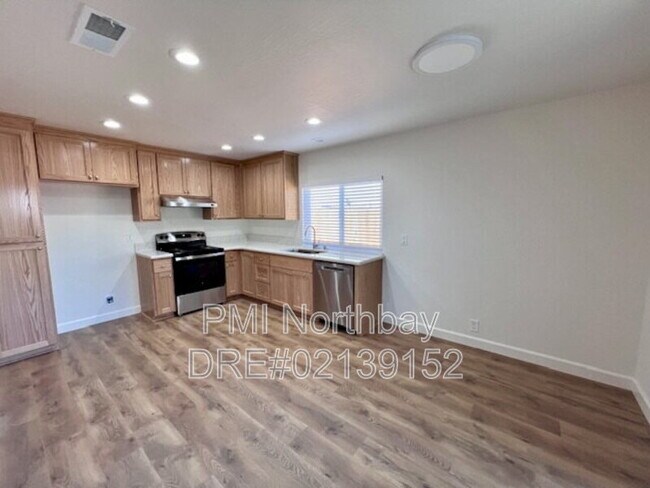 Photo - 2578 Pembrook Way