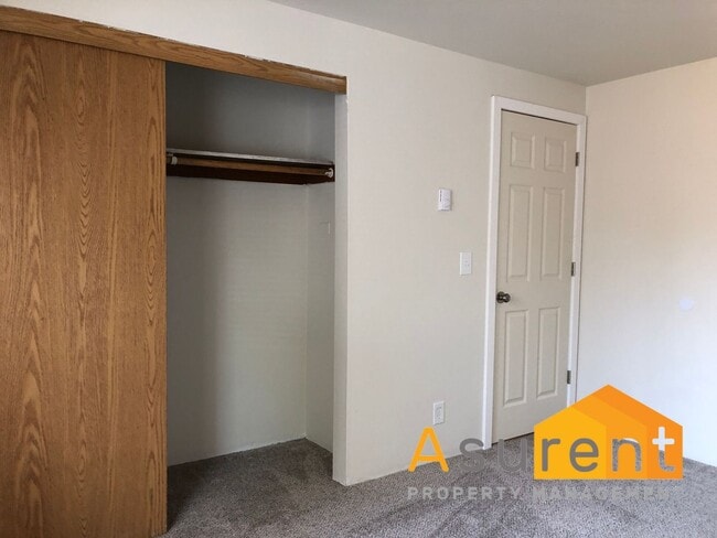 Photo - Cozy 2 Bedroom Upstairs Apartment