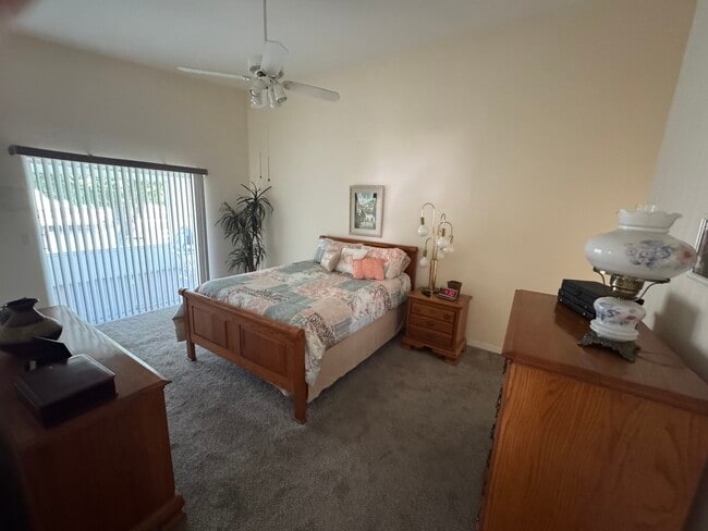 Photo - 4527 SE 6th Pl