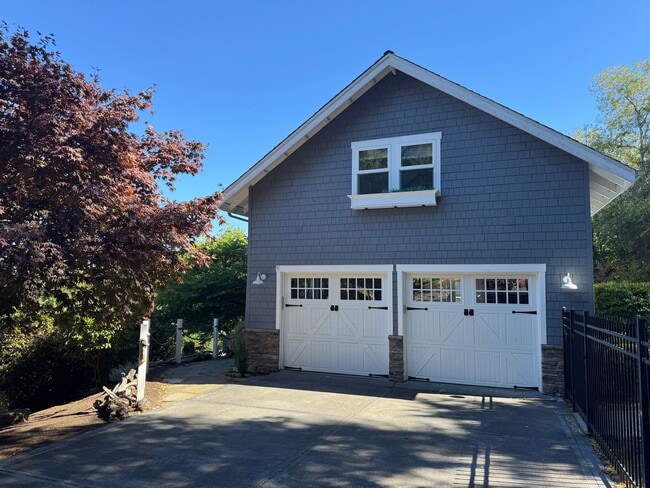 Photo - This gorgeous Bainbridge home is available with flexible lease terms starting July 10th