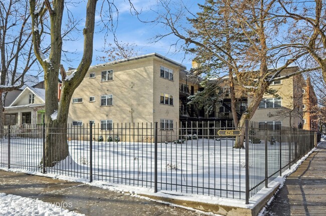 Photo - 4258 N Greenview Ave Condo Unit 1E