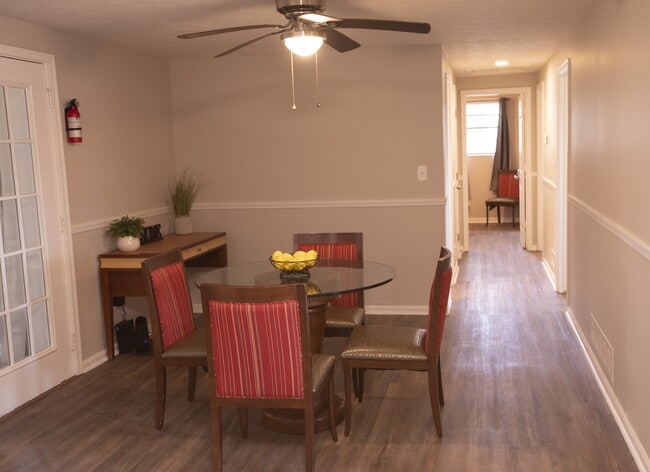 Photo - 207 Burns Rd