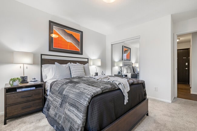 Uptown Square Apartments