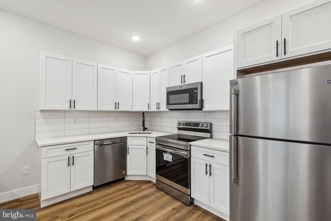 Photo - 1840 N Gratz St