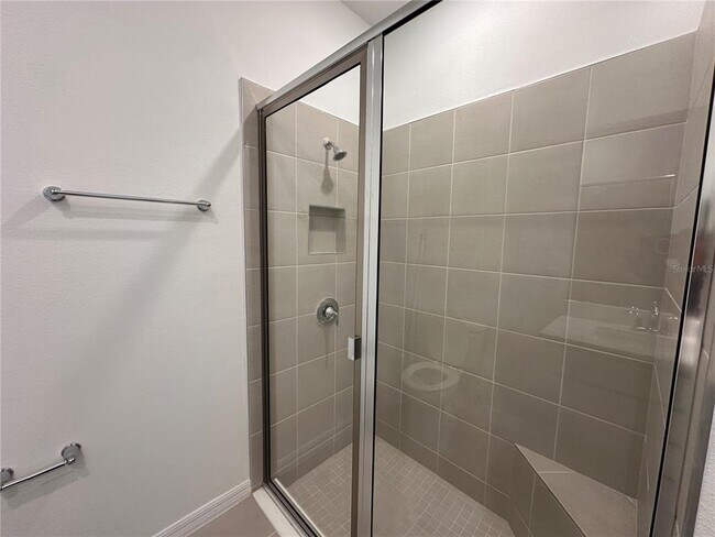 Photo - 2395 Bending Bonsai Dr