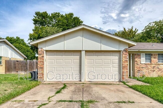 Photo - 8013 Emerald Hills Way