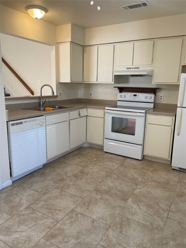 Photo - 6708 Tamar Dr