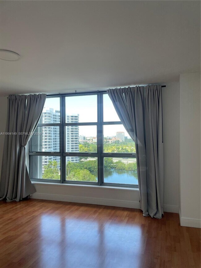 Photo - 3530 Mystic Pointe Dr Unit 1509