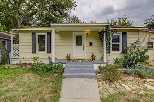 Photo - Discover Your Austin Oasis: Revitalized Bungalow with Hardwood Floors and Entertainer's Deck!