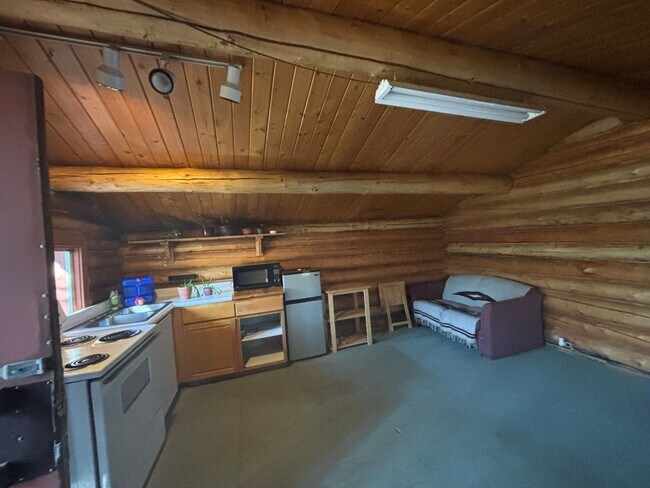 Photo - Dry cabin off Goldstream / Dog friendly