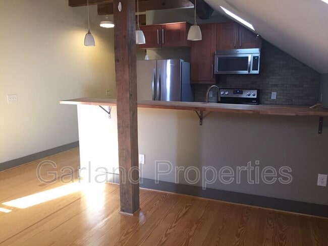 Building Photo - 113 Norfolk Ave SW Unit Apt #11