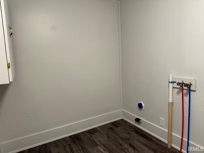 Photo - 818 E Main St