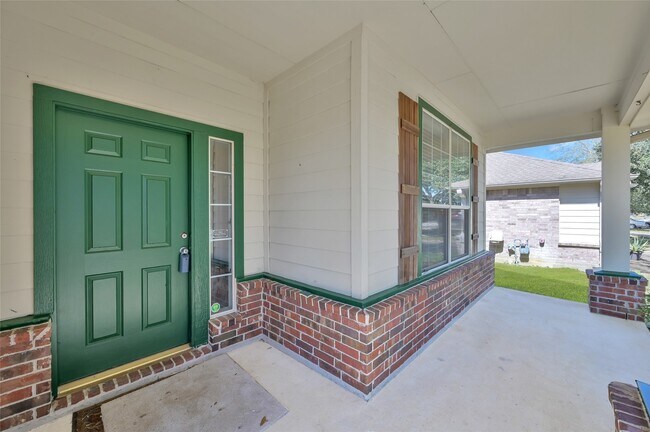 Photo - 28807 Hidden Cove Dr