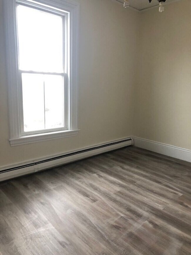 Photo - 295 Brown St Unit 2E