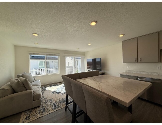 Living Space - 6027 Notch Top Way