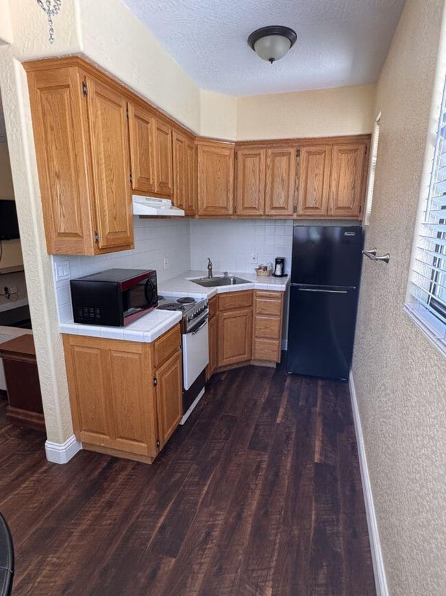 Photo - 300 Main St Unit ID1265997P