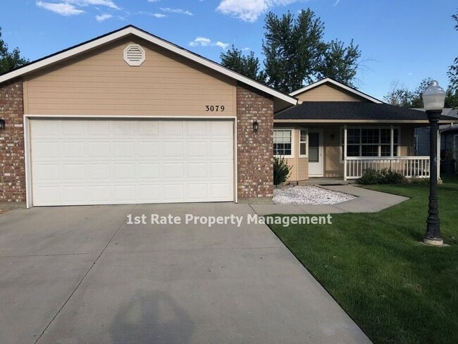 Photo - 3079 N Columbine Ave House