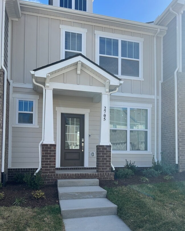 Building Photo - 2705 Fordham St