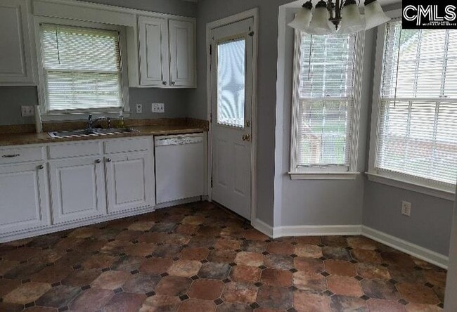 Photo - 124 Shawn Bay Rd