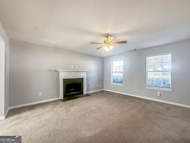 Photo - 3901 Swooping Ct