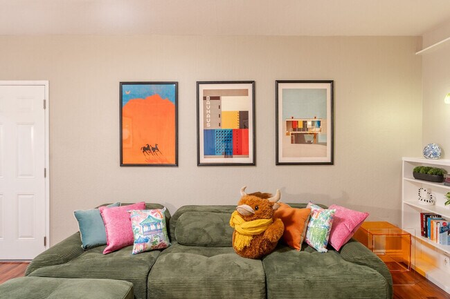 Building Photo - 771 Century Dr Unit SI ID1495743P