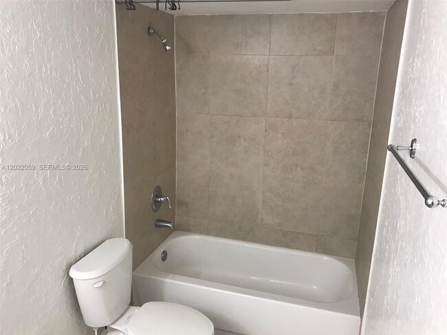 Photo - 13120 SW 92nd Ave Unit B-222
