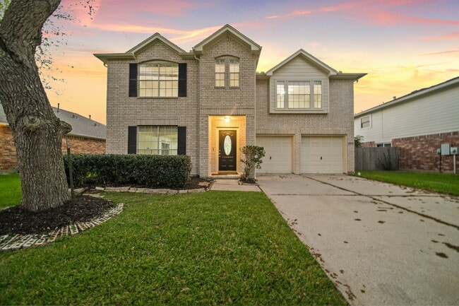 Building Photo - Spacious 4-bedroom in Pearland ISD!