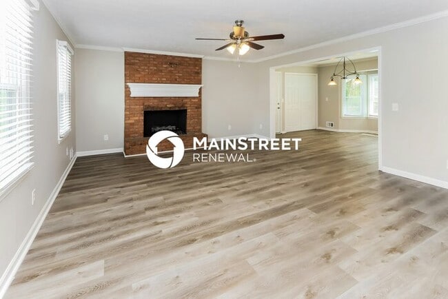 Building Photo - 3 Bedroom Pet-Friendly Home in CONYERS, GA...