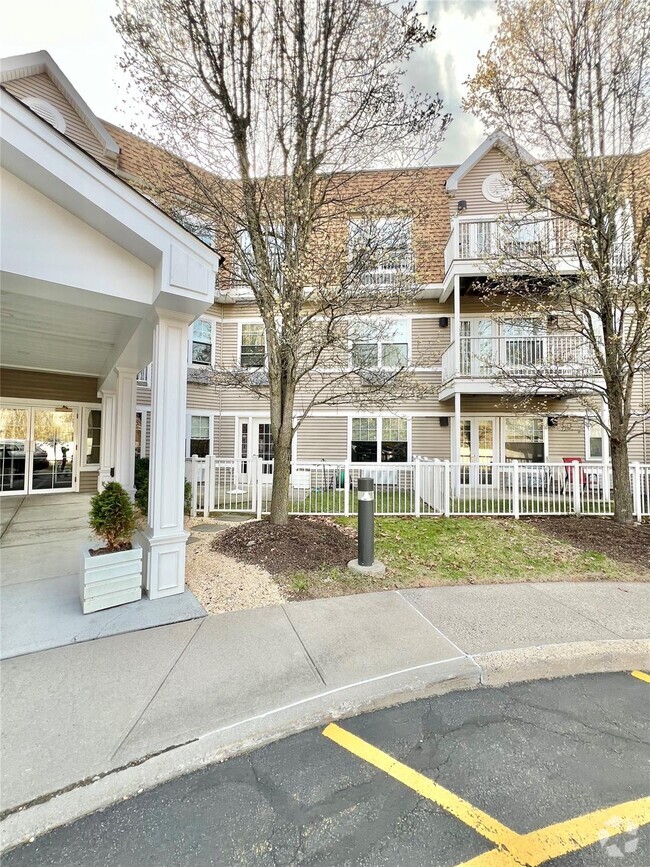 Building Photo - 309 Sutton Dr Unit 309 Rental