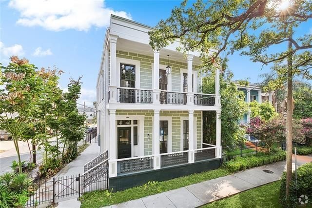 Building Photo - 1265 Esplanade Ave Rental