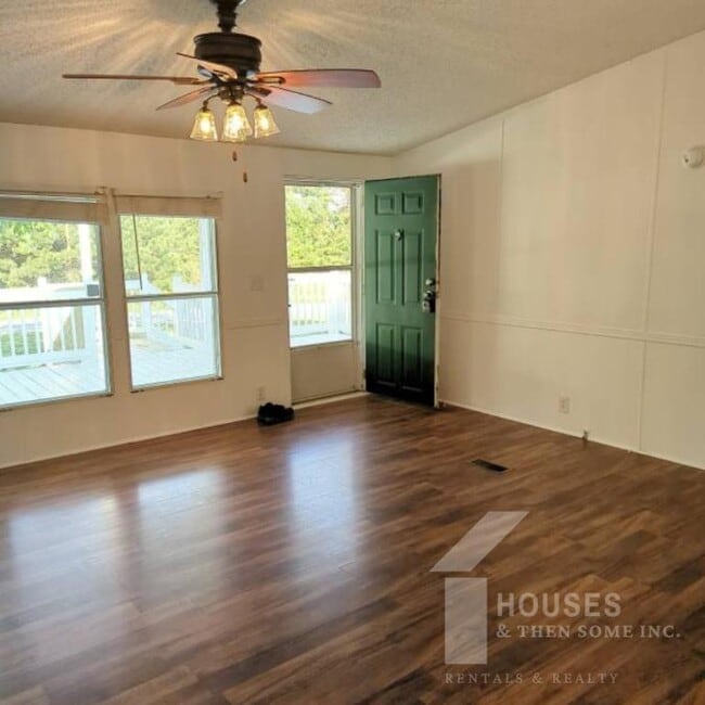 Photo - 515 McKinney Rd