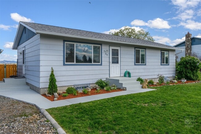 Building Photo - 2765 Bandera Dr Rental