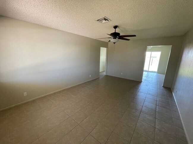Photo - 4 bedroom Home in Yuma Valley for Rent!