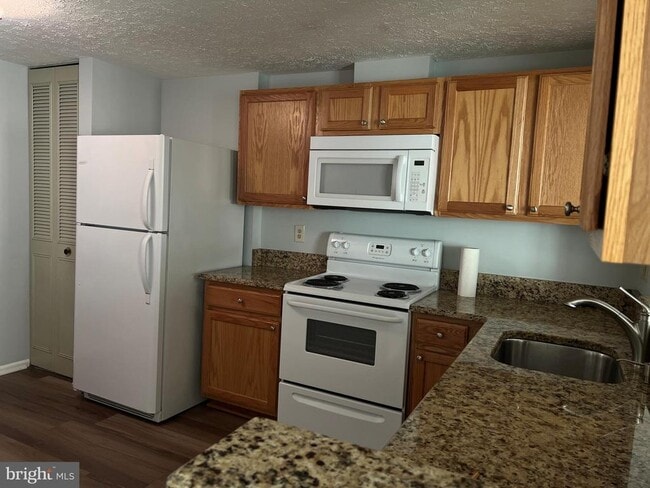 Photo - 19809 Larentia Dr