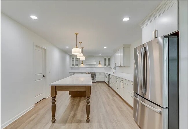 Kitchen - 11506 Rolling Springs Dr