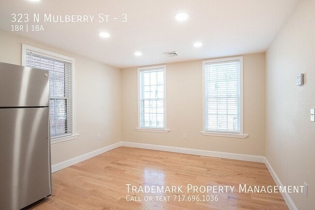 Photo - 323 N Mulberry St Unit 3