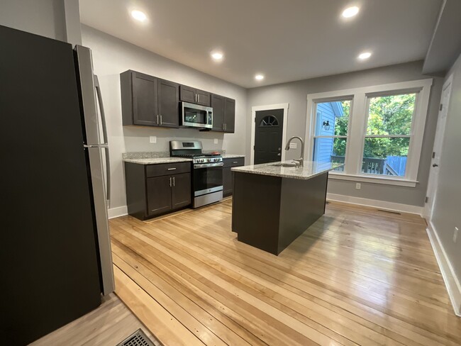 1 Hancock St
