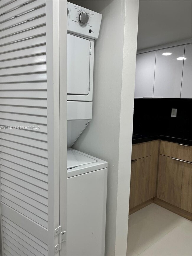 Photo - 9917 W Okeechobee Rd Unit 203