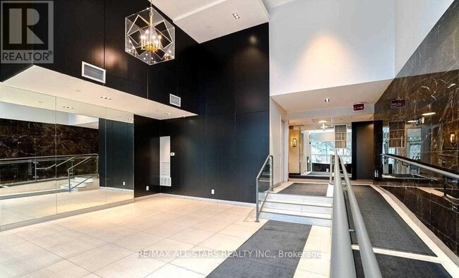 Photo - 1350 Kingston Rd Unité 608