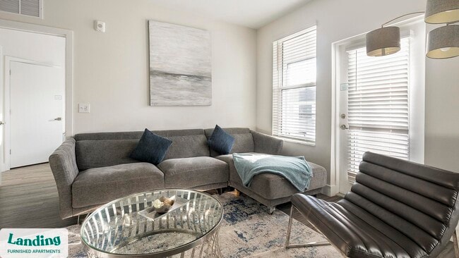 Building Photo - 4950 W Prescott St