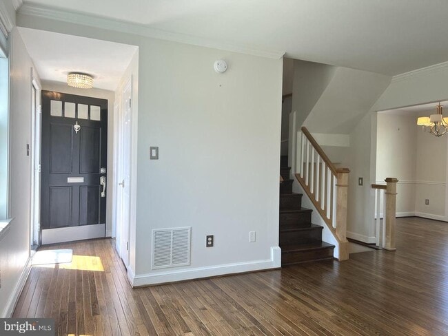 Building Photo - 907 Green St Rental