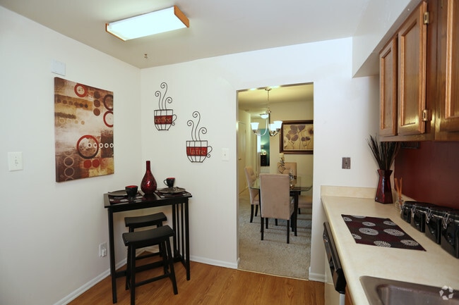 2 Bedroom-Kitchen en comedor
