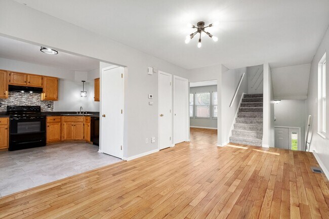 Photo - 2-story Single Family for Rent in the West...